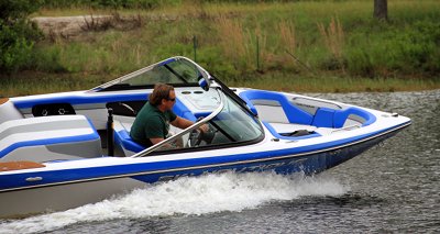 Jodi Seal driving the 2010 Ski Nautique 200